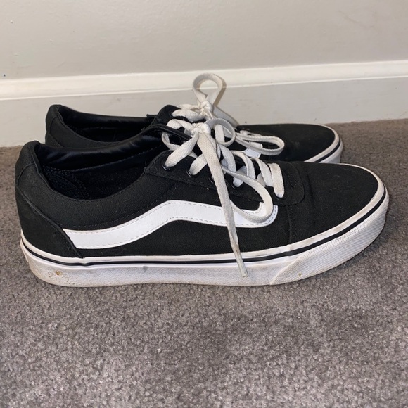 Black vans - Picture 2 of 4